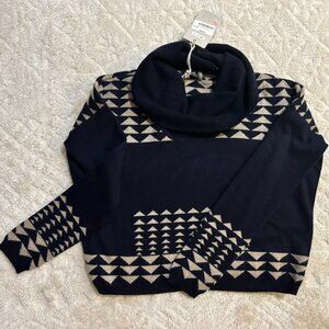 Brand new THML sweater Size Small